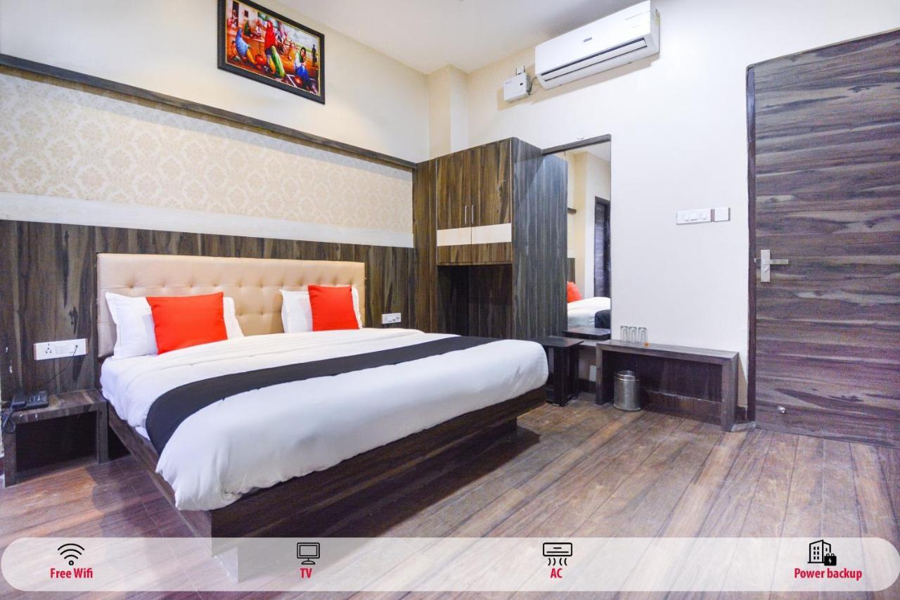 Capital O Moments Inn Amritsar Bagian luar foto