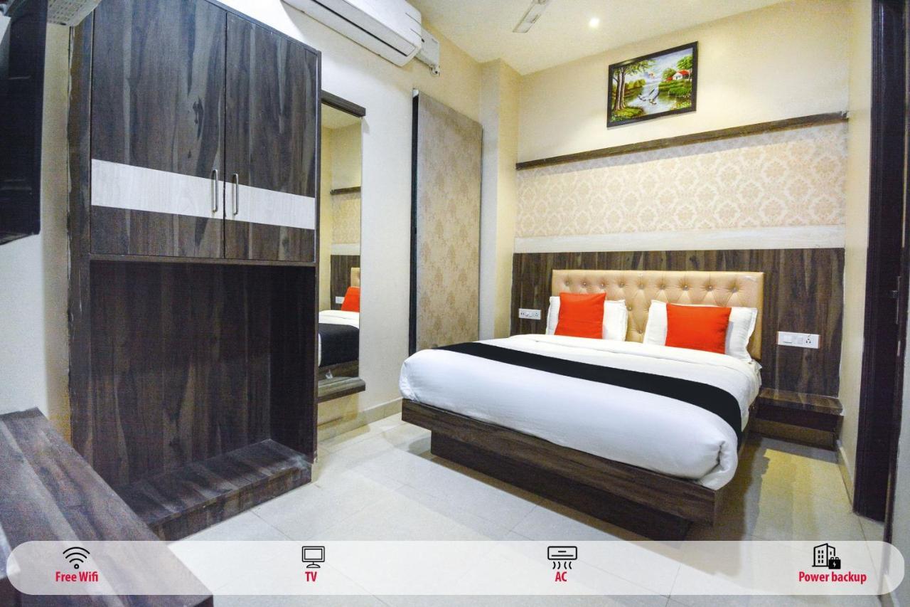 Capital O Moments Inn Amritsar Bagian luar foto
